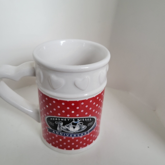 Hersheys Other - Red Anniversary Mug